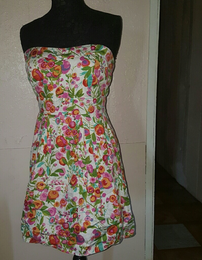 Faith 21 Strapless Floral Zip Up Mini Dress